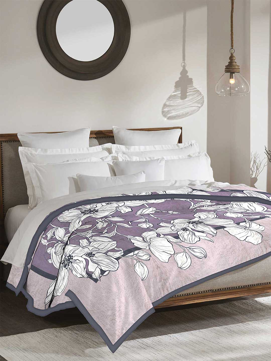 

MYTRIDENT Classic cozy Purple & White Floral Microfiber 600 GSM Double Bed Blanket