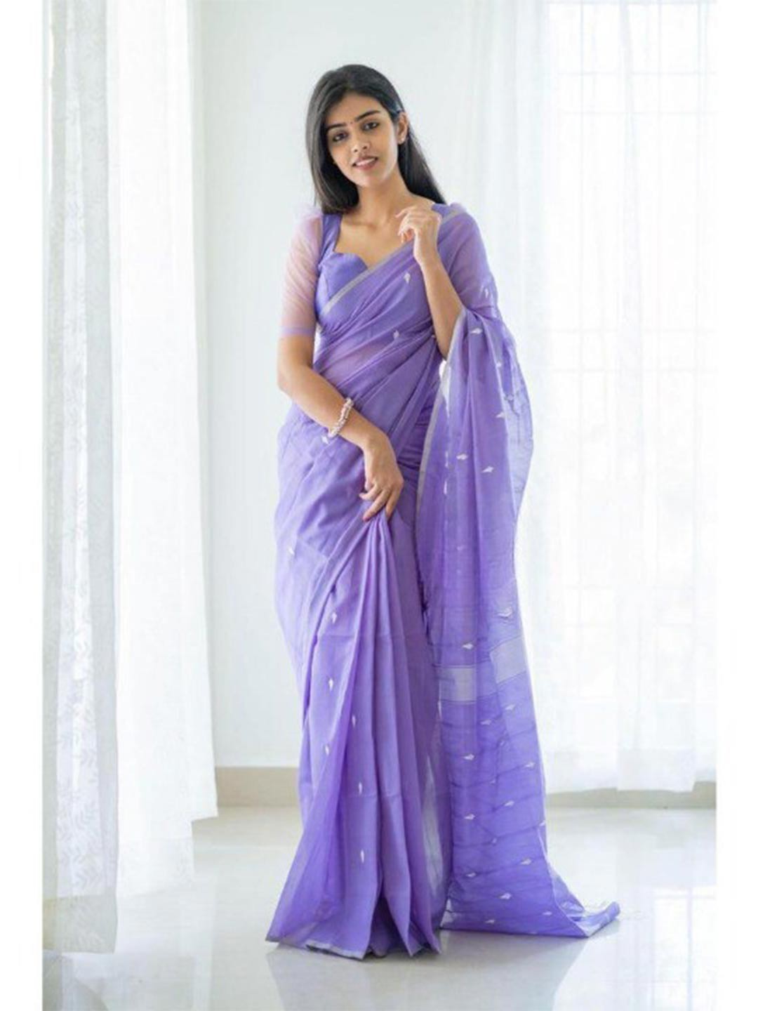 

DIVASTRI Ethnic Motifs Woven Design Zari Pure Silk Kanjeevaram Saree, Purple