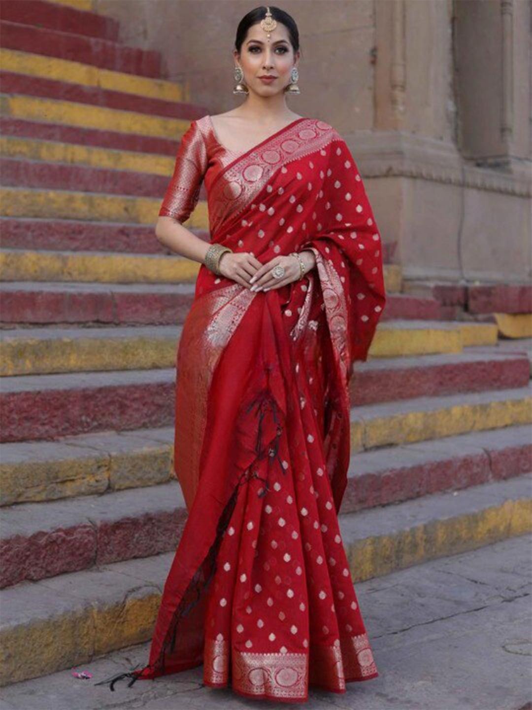 

DIVASTRI Ethnic Motifs Woven Design Zari Pure Silk Kanjeevaram Saree, Red