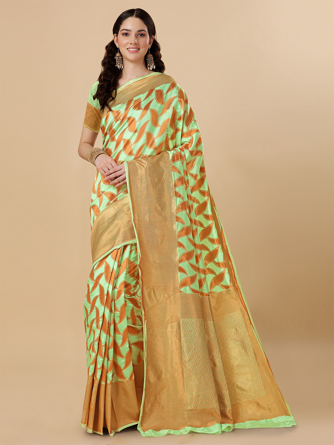 

Ashiya Fab Geometric Woven Design Zari Kanjeevaram Saree, Sea green
