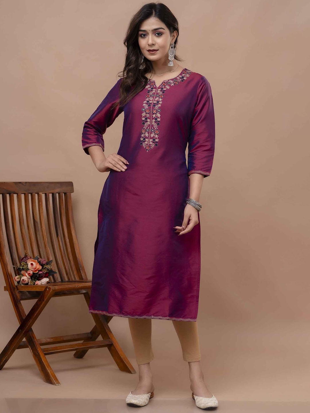 

KALINI Embroidered Regular Thread Work Round Neck Straight Kurta, Purple