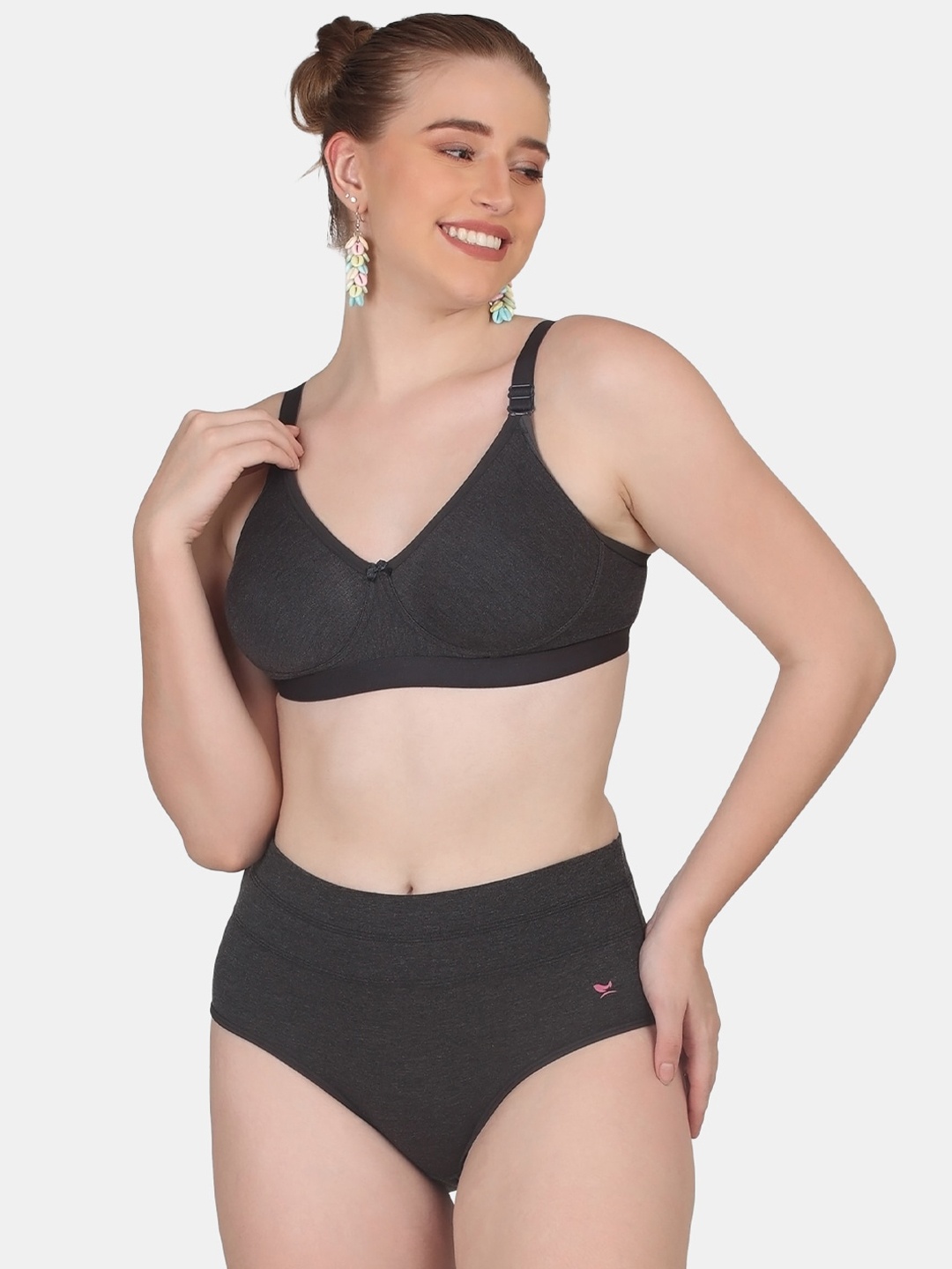 

POOJA RAGENEE Non Padded Free Wired Comfortable Cotton Lingerie Set, Black