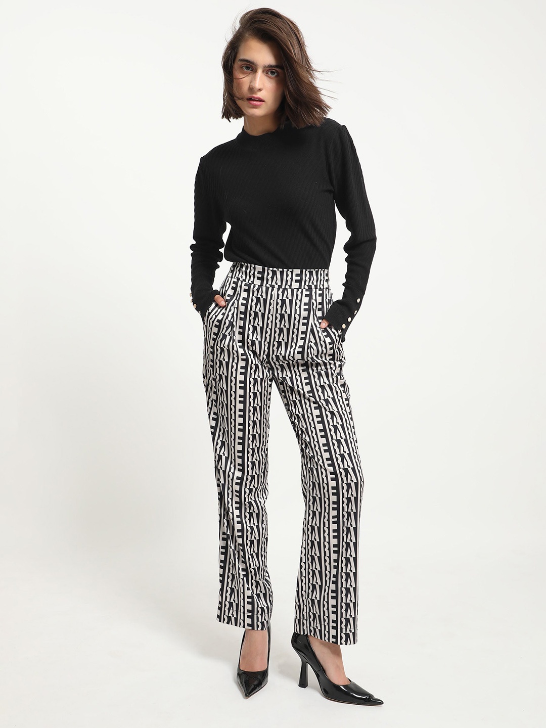 

RAREISM Women Geometric Printed Trousers, Black