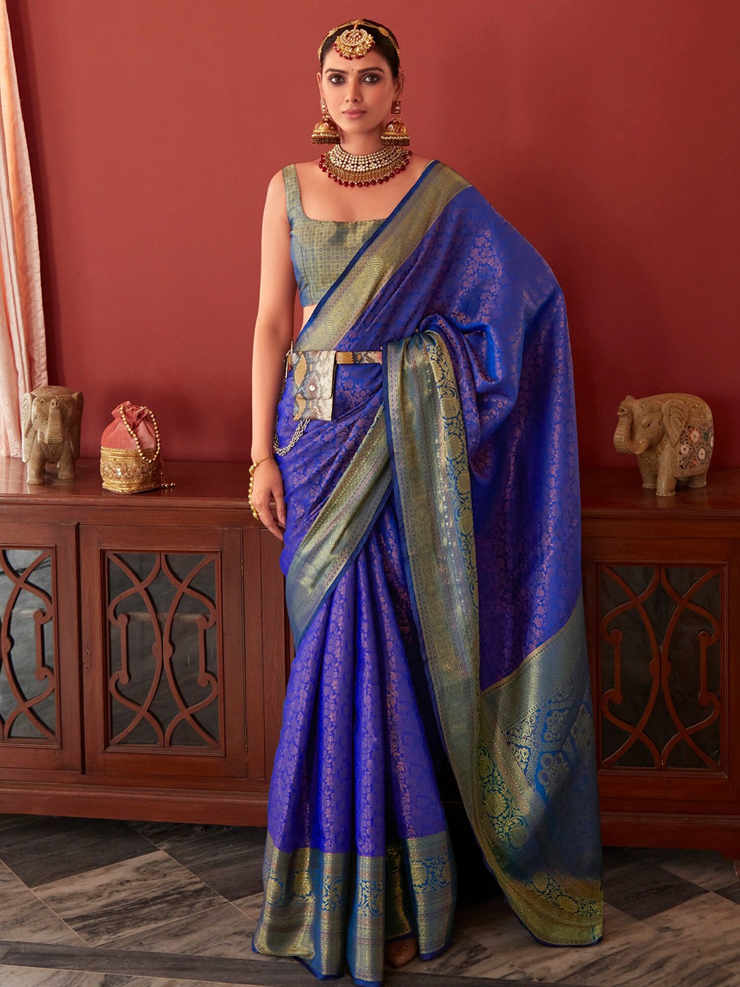 

elora Ethnic Motifs Woven Design Zari Detailed Kanjeevaram Saree, Blue