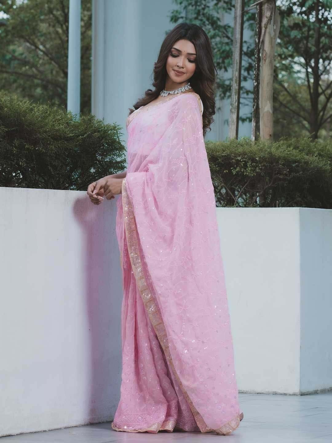 

Ekasya Ethnic Motifs Embellished Sequinned Net Saree, Pink