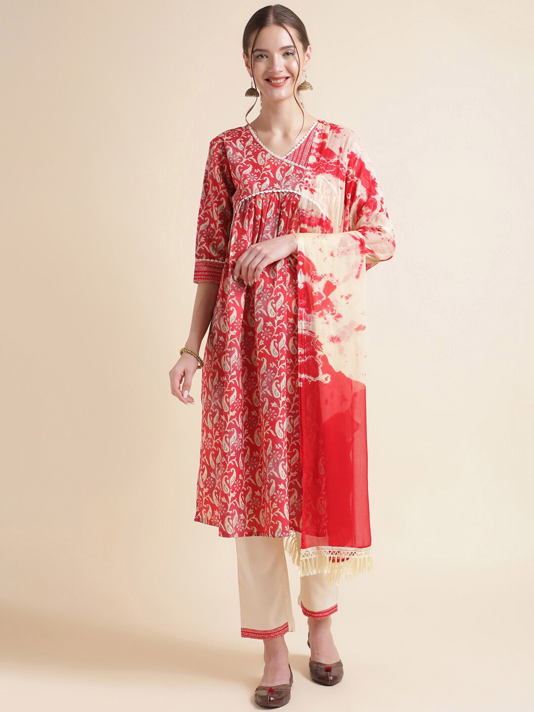 

NAINVISH Floral Printed Thread Work V-Neck Straight Kurta with Trousers & Dupatta, Red