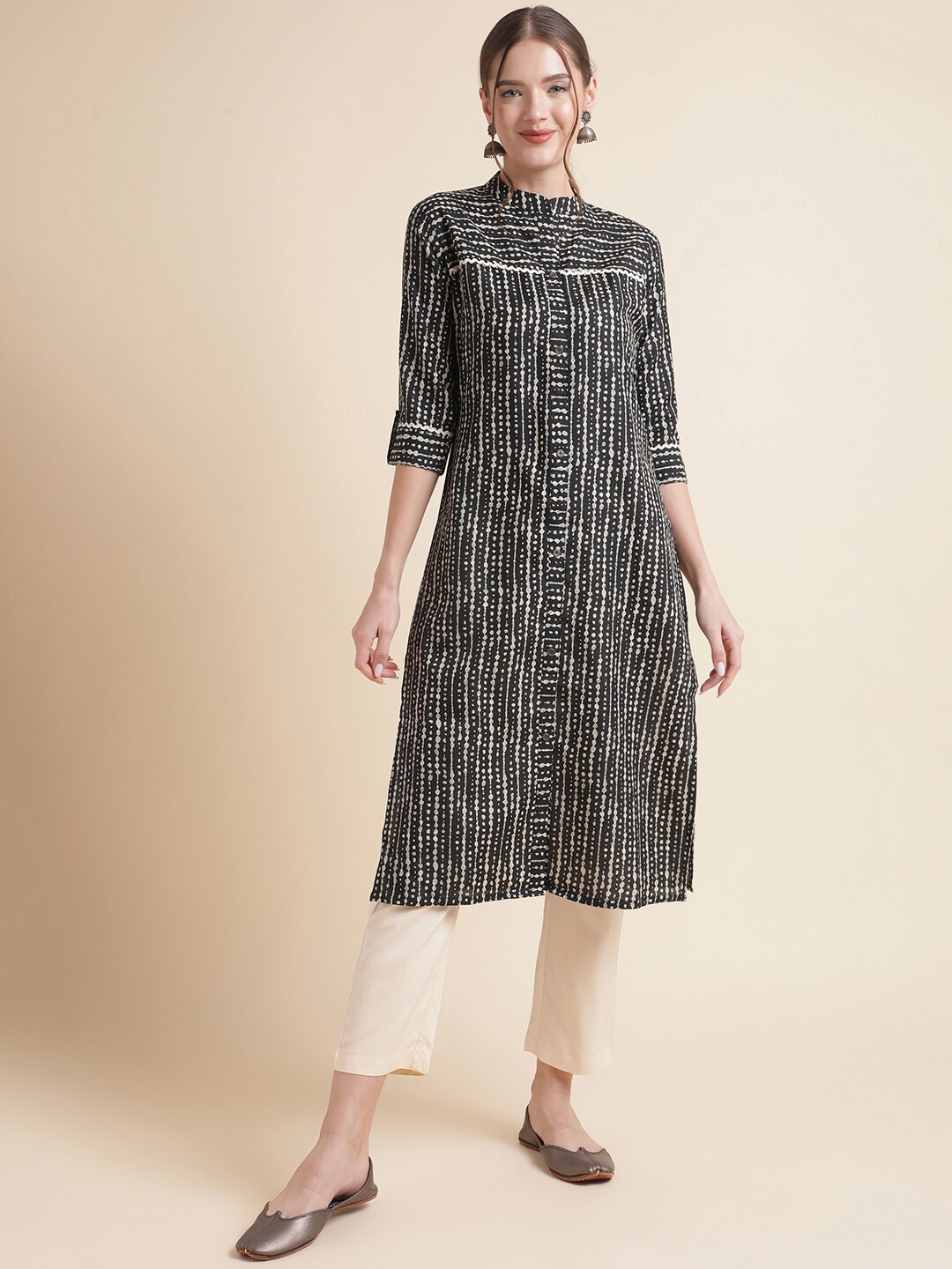 

NAINVISH Abstract Printed Band Collar Straight Kurta, Black