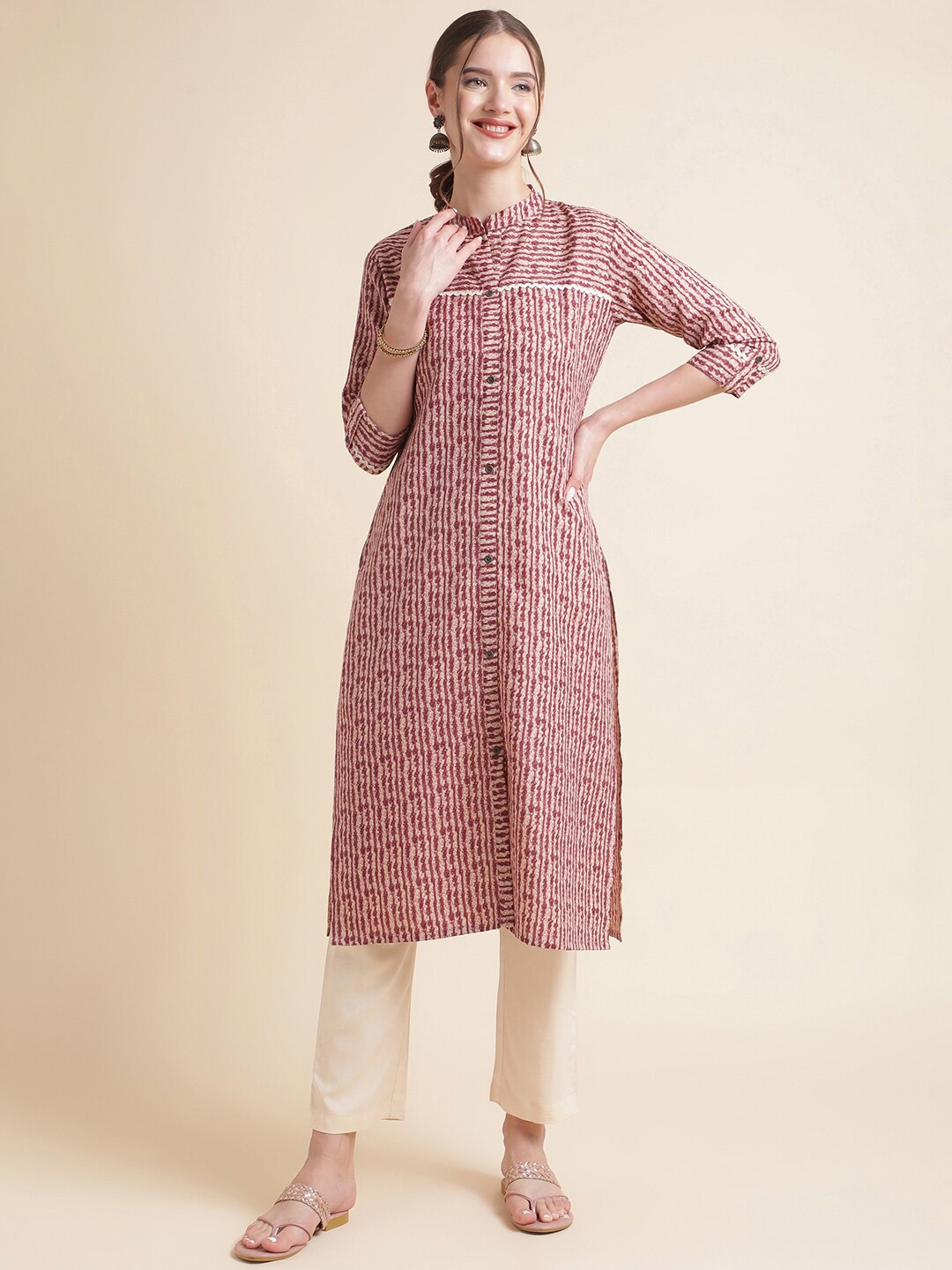 

NAINVISH Pinkish Red Abstract Printed Band Collar Straight Kurta