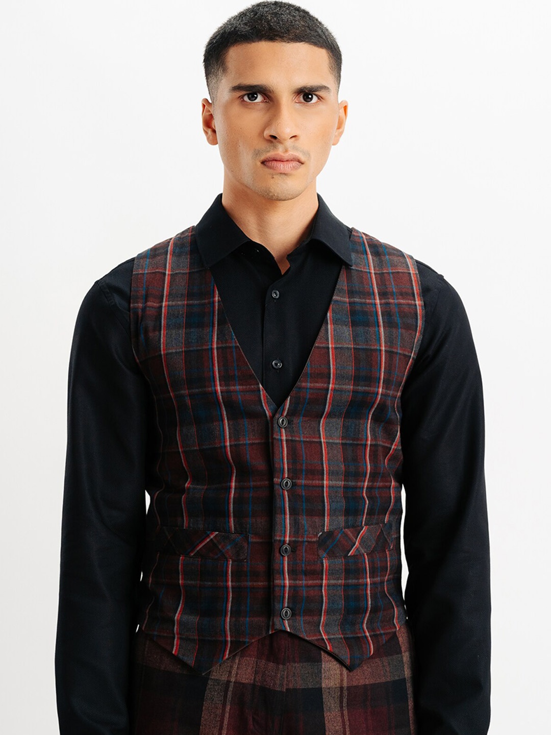 

FREAKINS Checked V-Neck Pure Cotton Waistcoat, Red