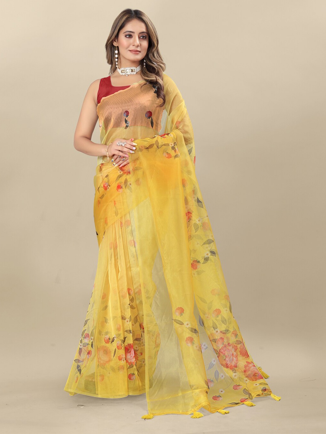 

Inithi Floral Printed Organza Saree, Yellow