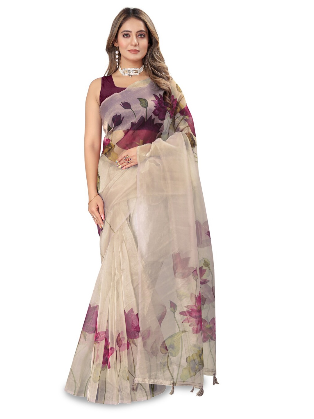 

Inithi Floral Printed Organza Saree, Beige