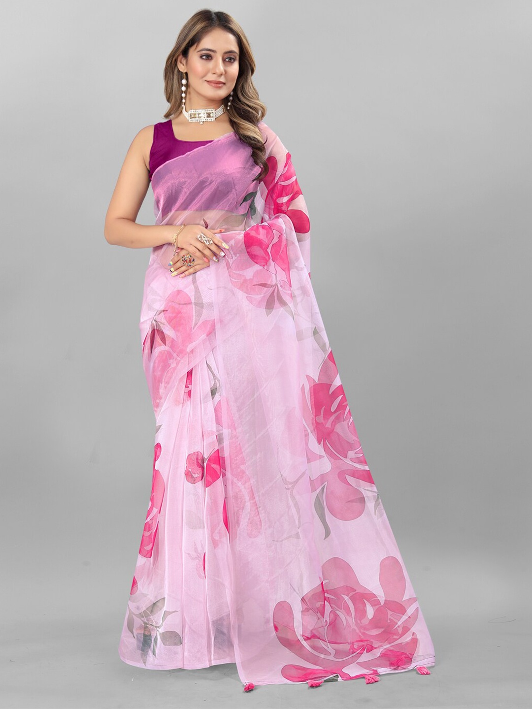 

Inithi Floral Printed Organza Saree, Pink