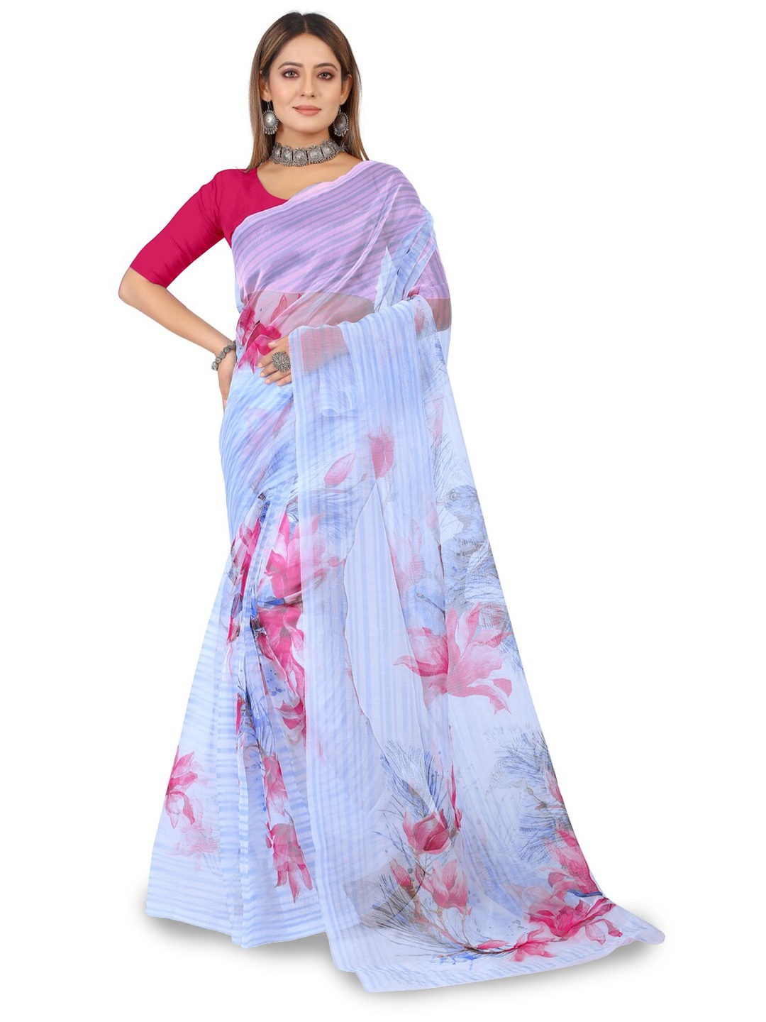 

Inithi Floral Printed Organza Saree, Blue