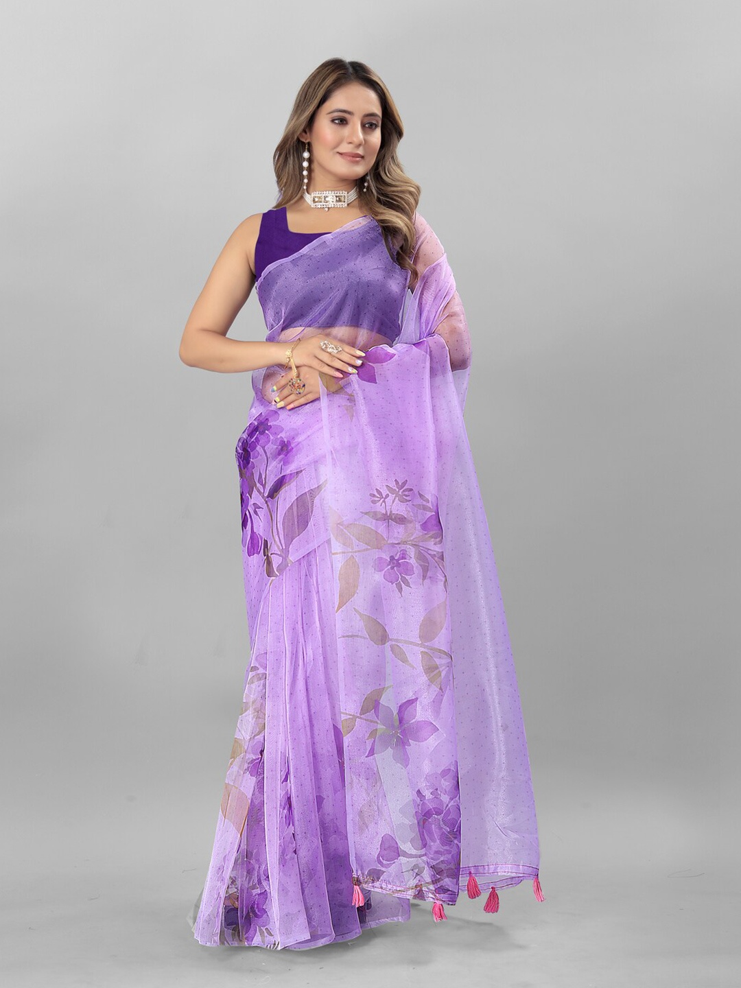 

Inithi Floral Printed Organza Saree, Purple