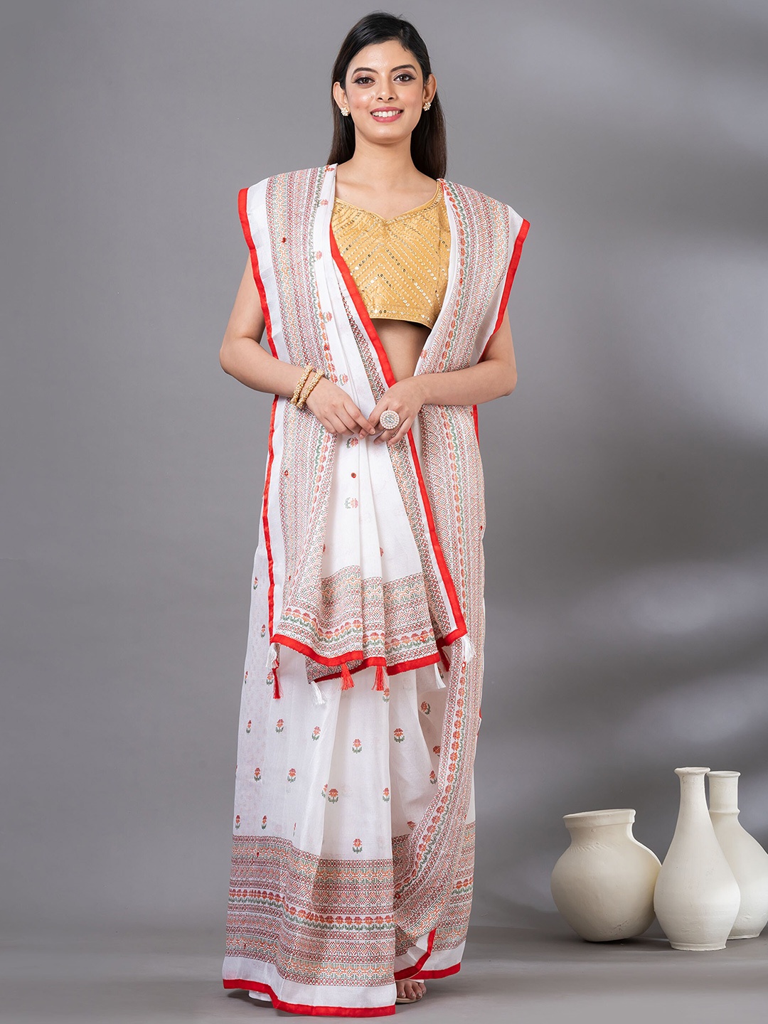 

MAHALASA Floral Embroidered Jute Cotton Saree, White