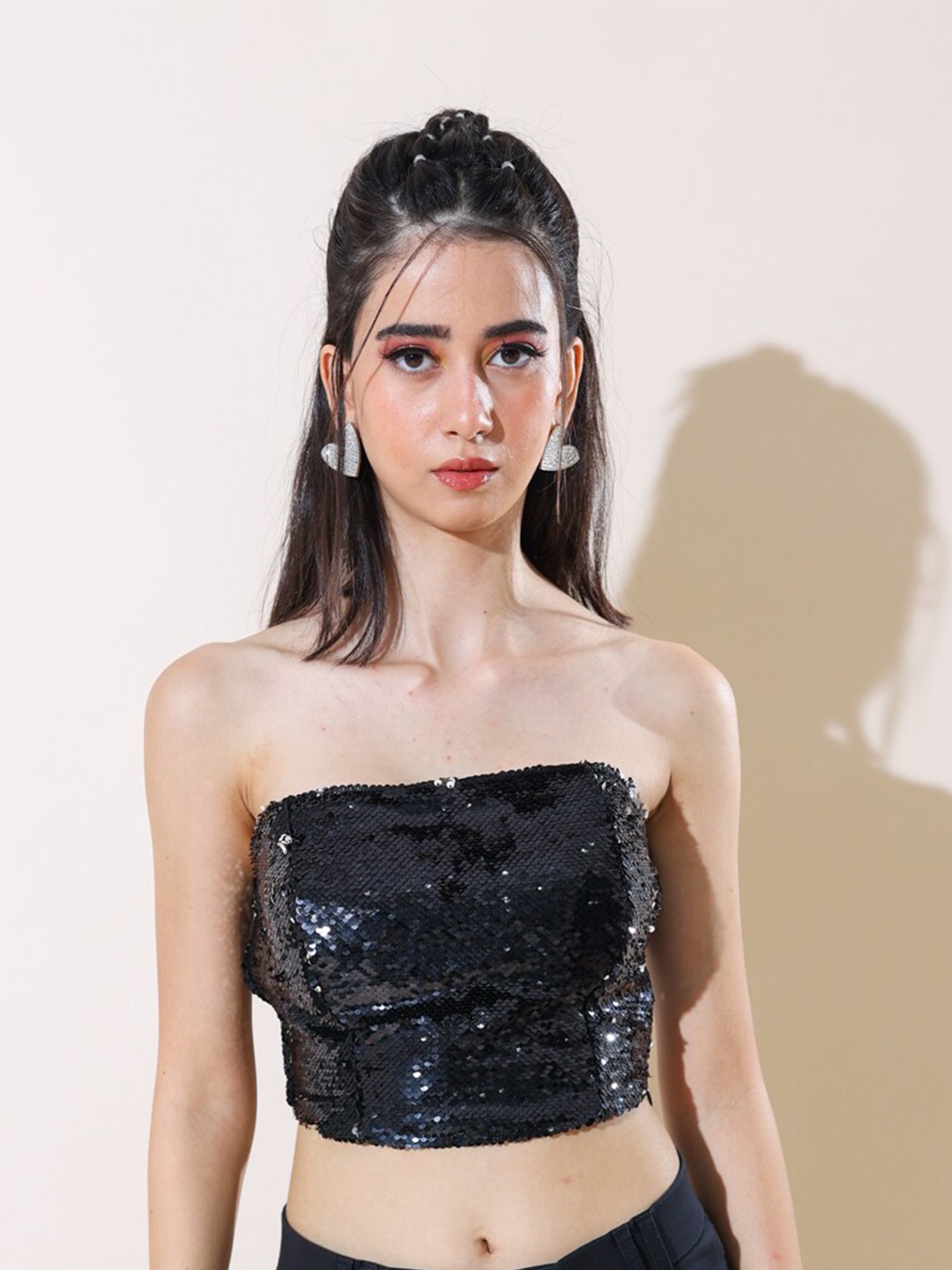 

Stylecast X Hersheinbox Embellished Sequinned Crop Tube Top, Black