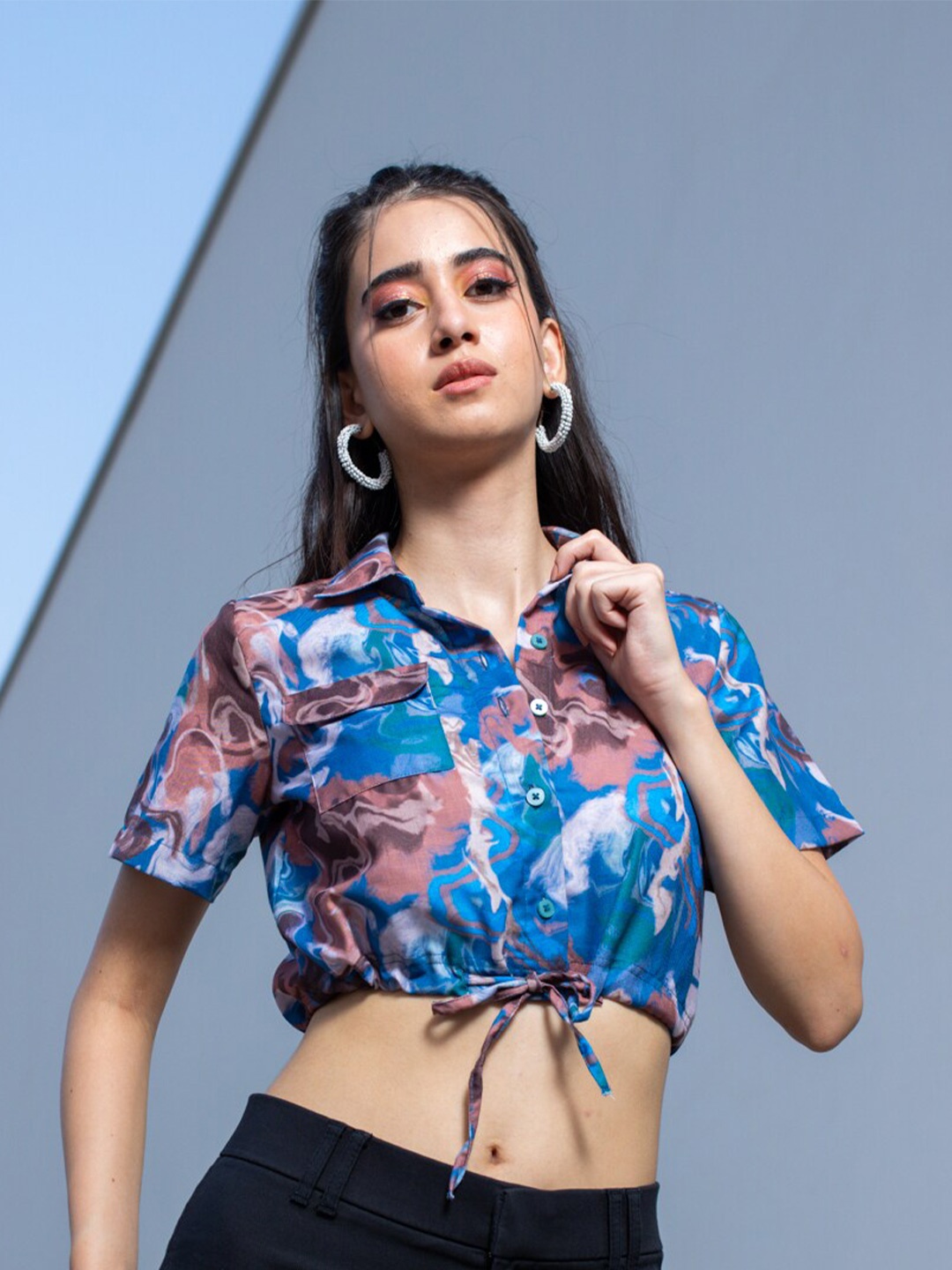 

Stylecast X Hersheinbox Abstract Printed Tie-Ups Shirt Style Crop Top, Blue