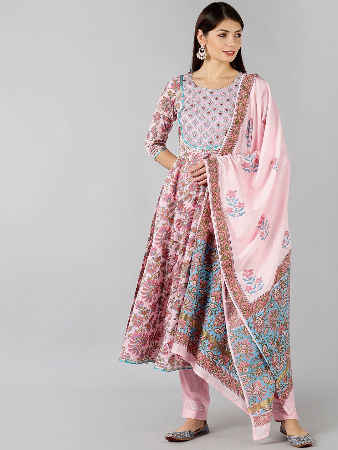 

BAESD Floral Printed Three-Quarter Sleeves Pure Cotton Kurta with Trousers & With Dupatta, Pink