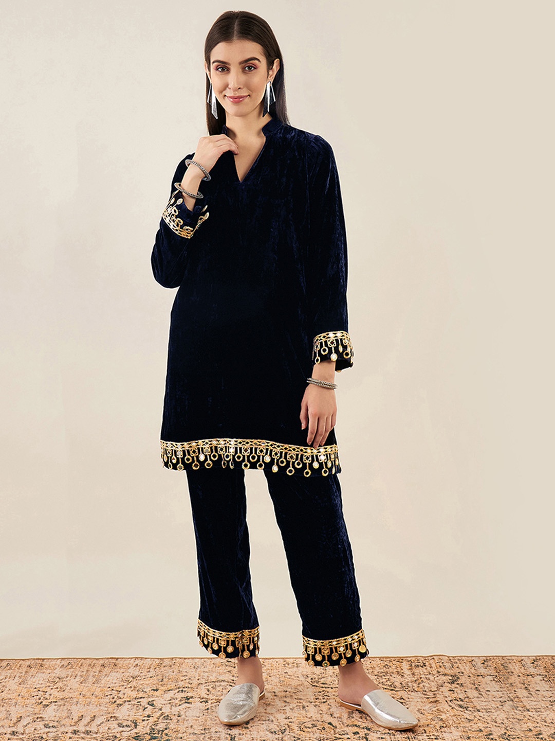 

First Resort by Ramola Bachchan Women Embroidered Mirror Work Velvet Kurta with Trousers, Blue