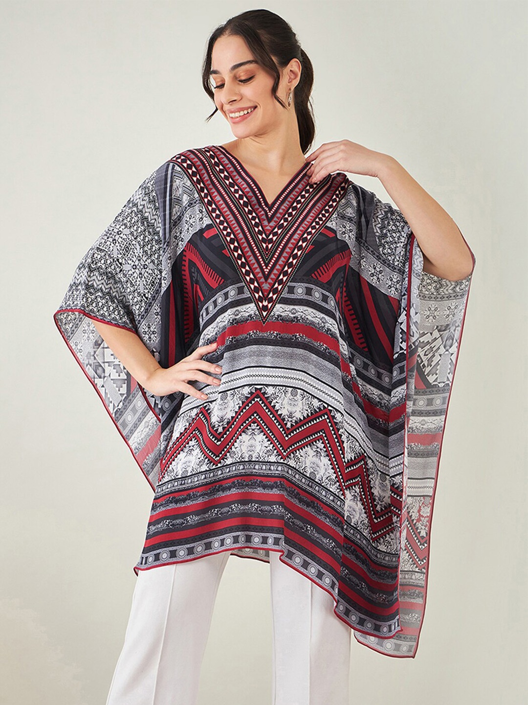 

First Resort by Ramola Bachchan Geometric Printed V-Neck Kaftan Tunic, White