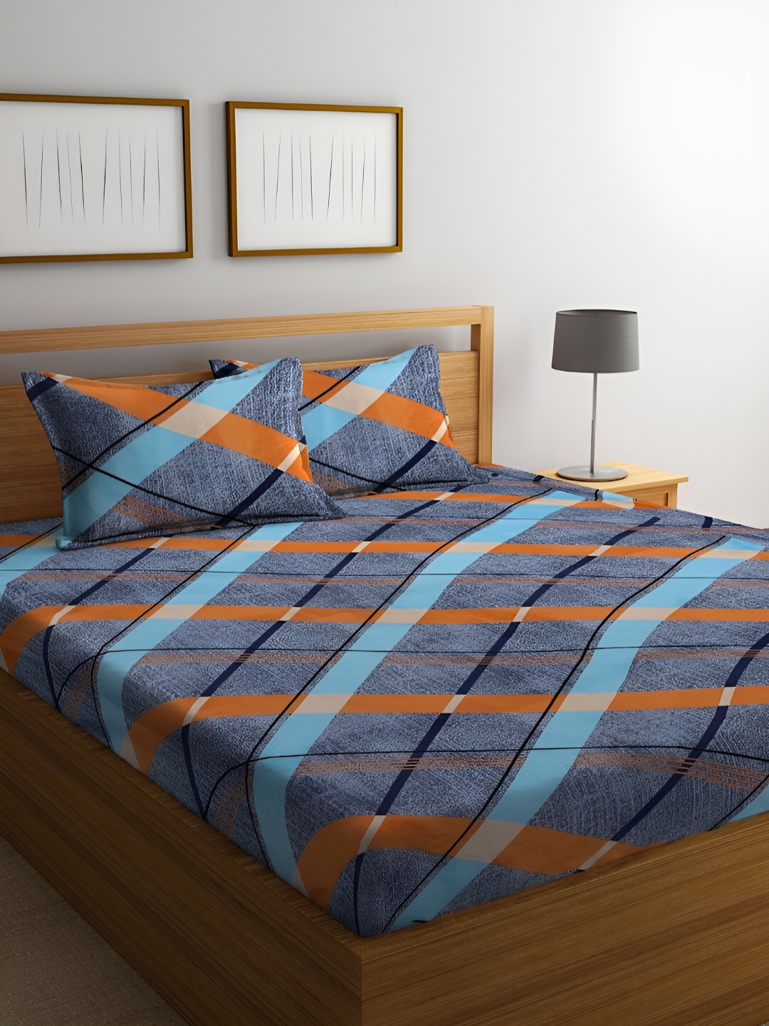 

ERIC LONDON Blue and Orange Geometric 144 TC Queen Bedsheet with 2 Pillow Covers