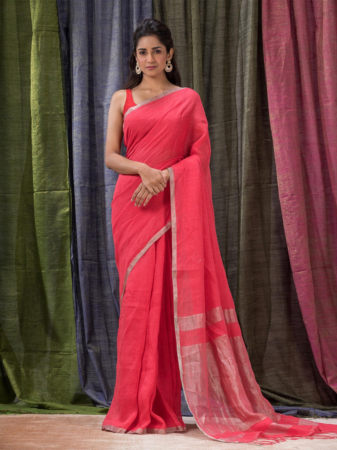 

Angoshobha Zari Pure Linen Saree, Red