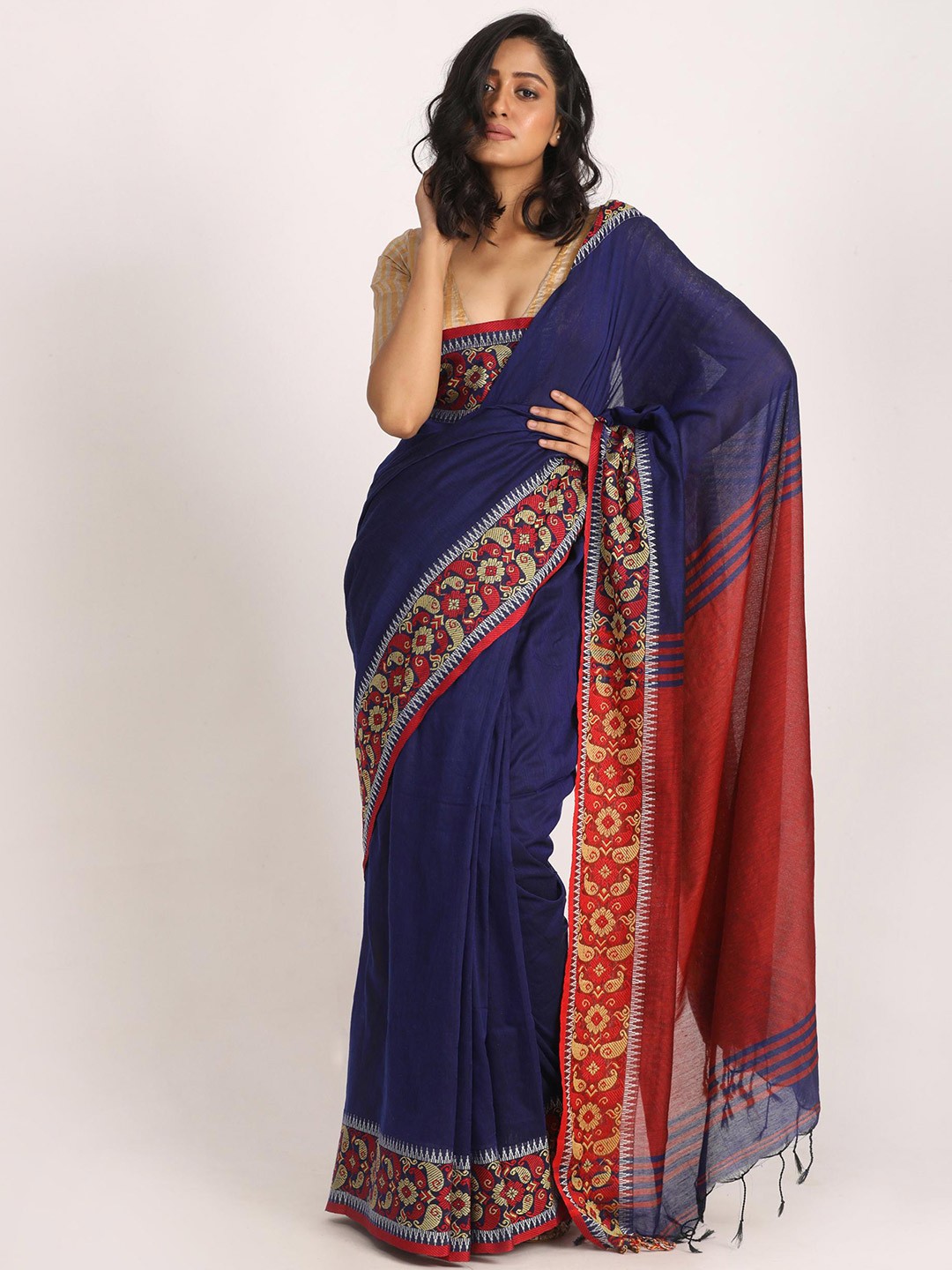 

Angoshobha Woven Design Pure Cotton Saree, Blue