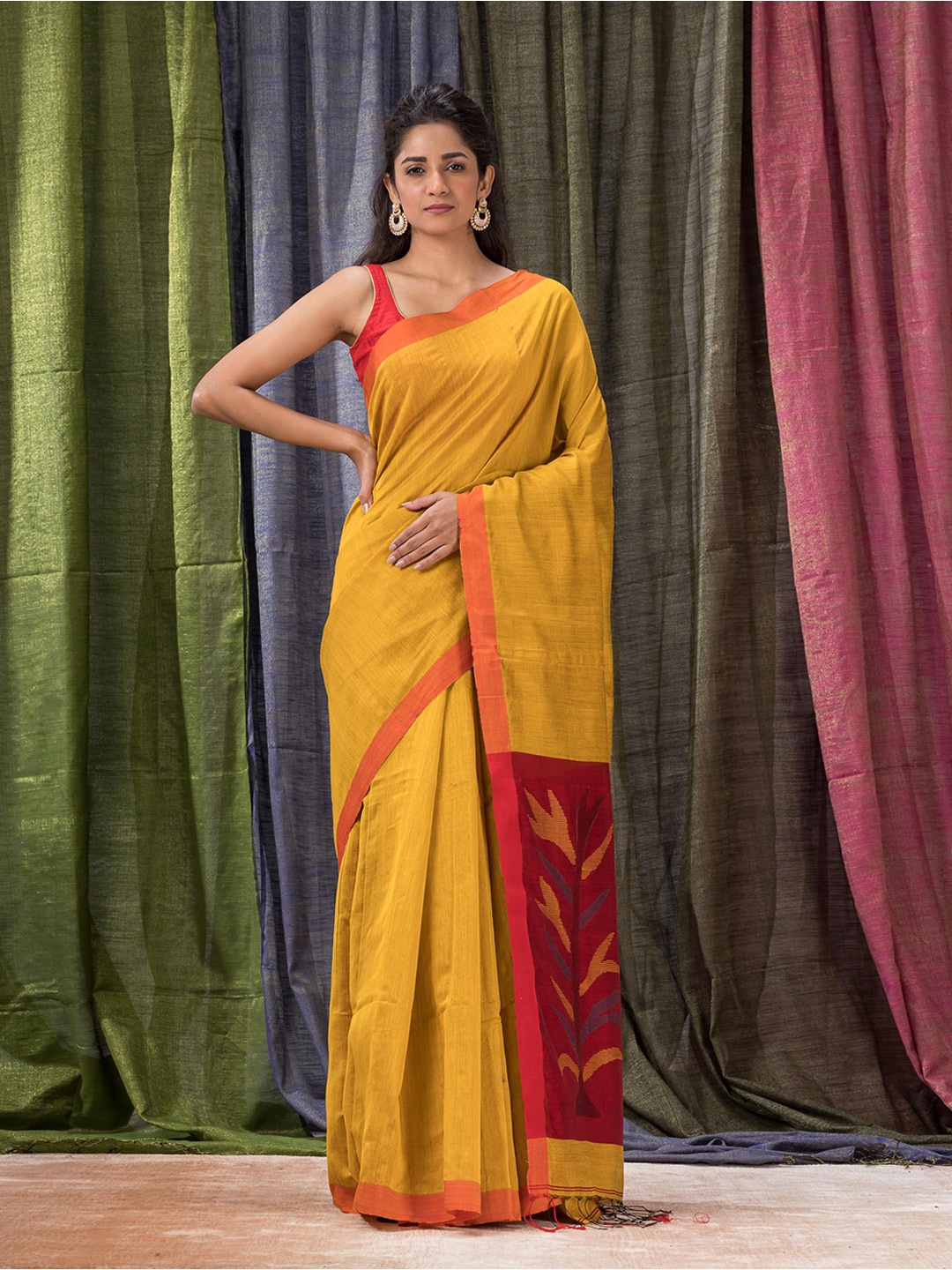 

Angoshobha Jamdani Saree, Yellow