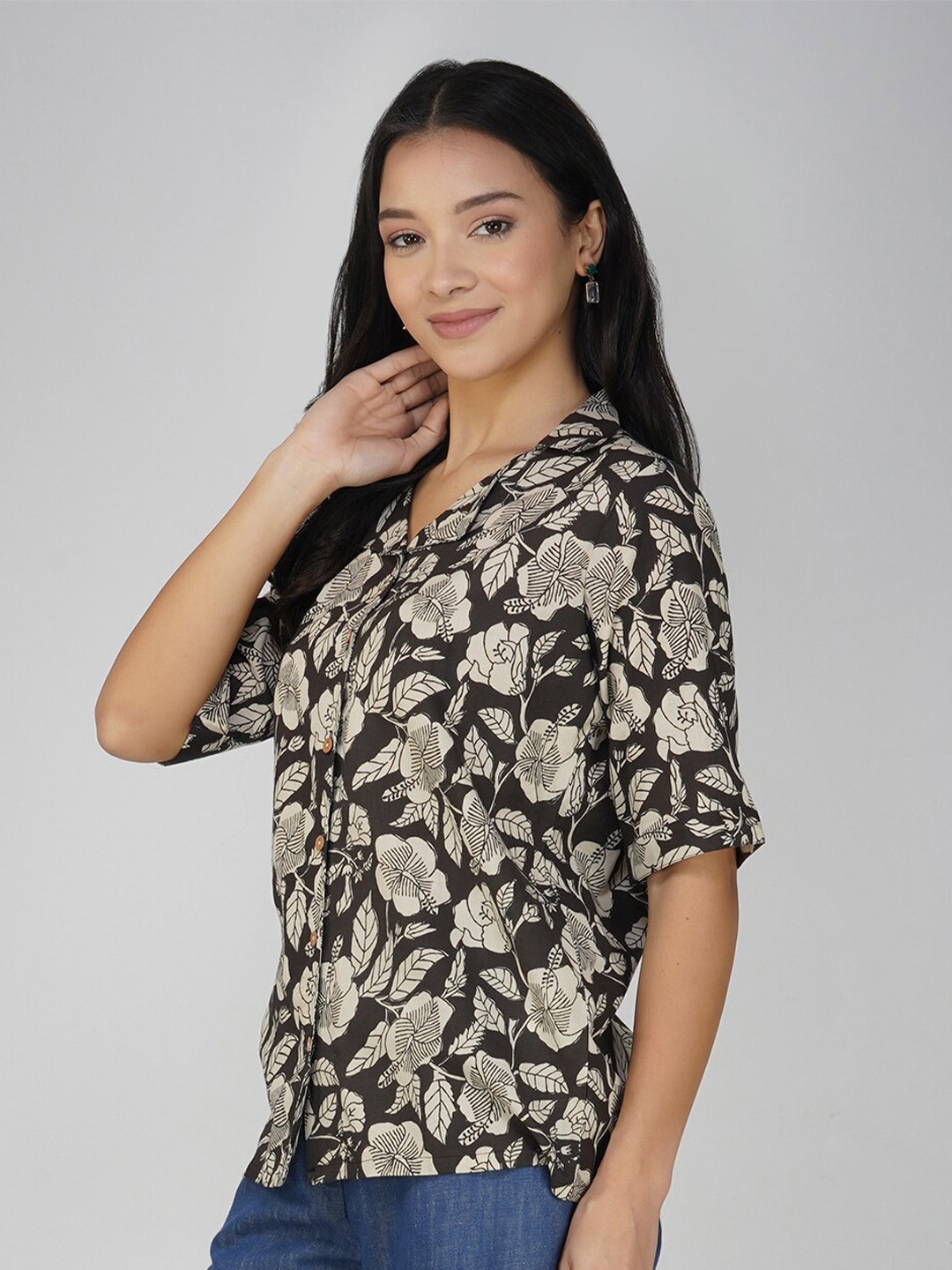 

SPARSA Classic Floral Printed Cuban Collar Pure Cotton Casual Shirt, Black