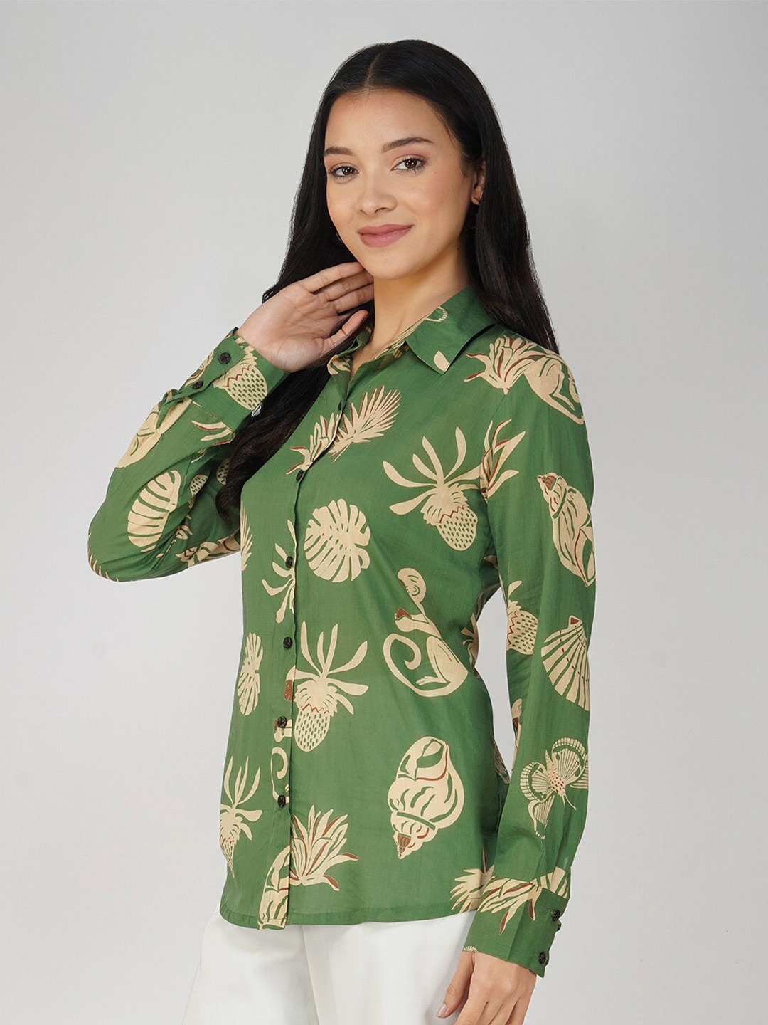 

SPARSA Classic Floral Block Printed Long Sleeves Cotton Casual Shirt, Green