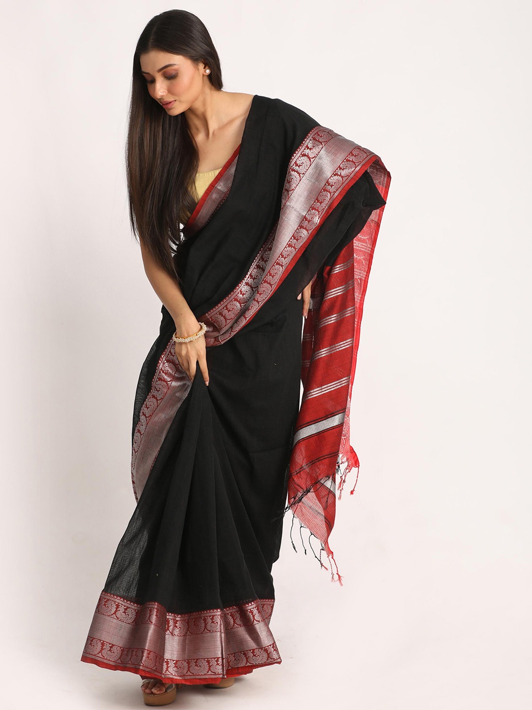

Angoshobha Zari Pure Cotton Saree, Black