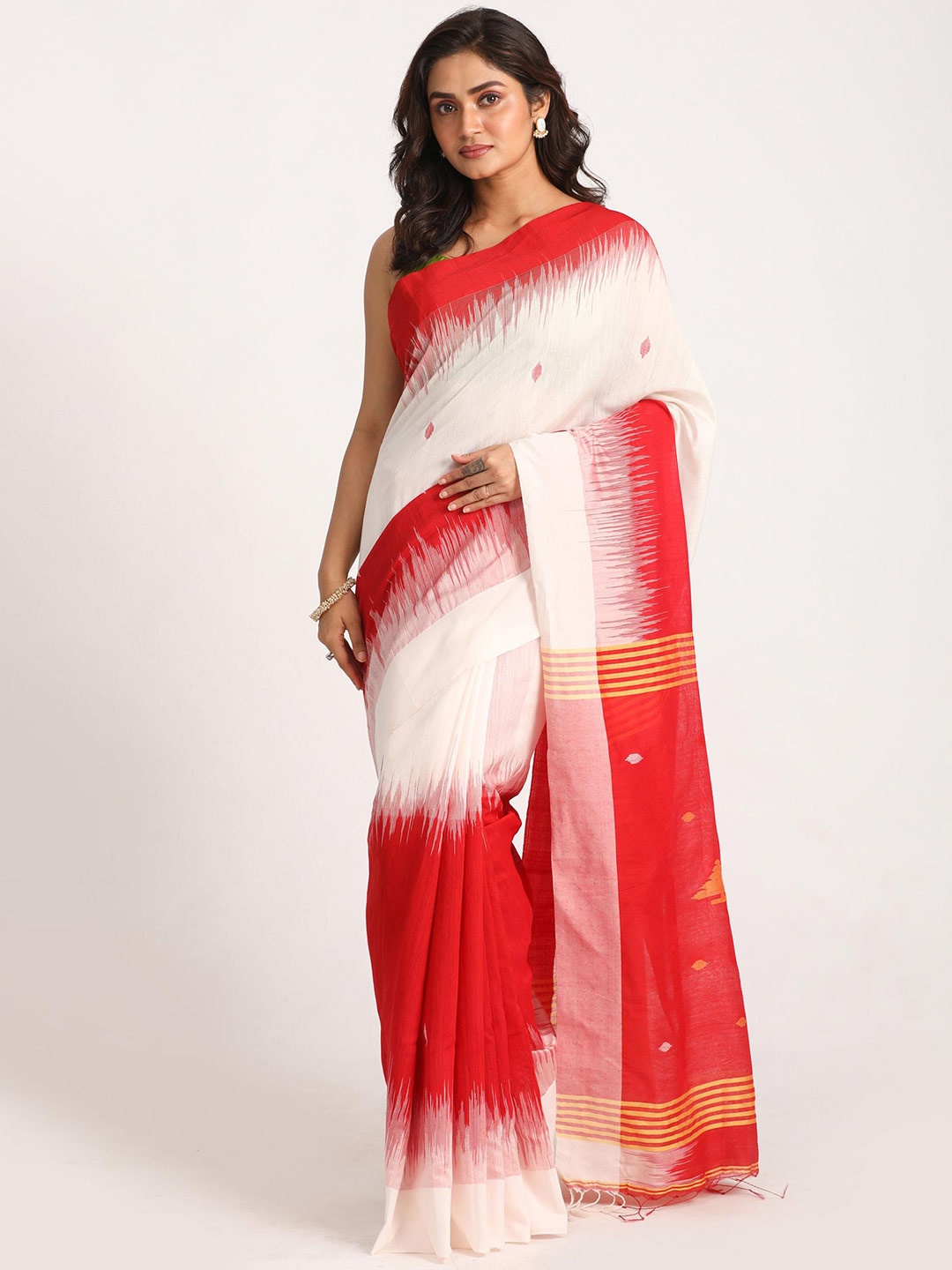 

Angoshobha Ethnic Motifs Woven Design Jamdani Saree, Red