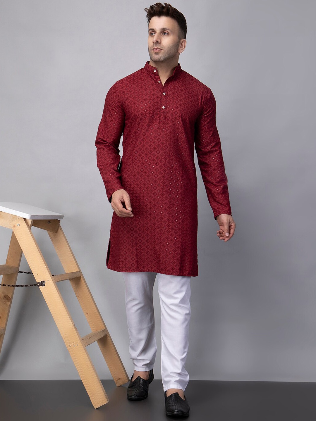 

Hangup Maroon Sequin Chifley Regular Kurta with Pyjamas