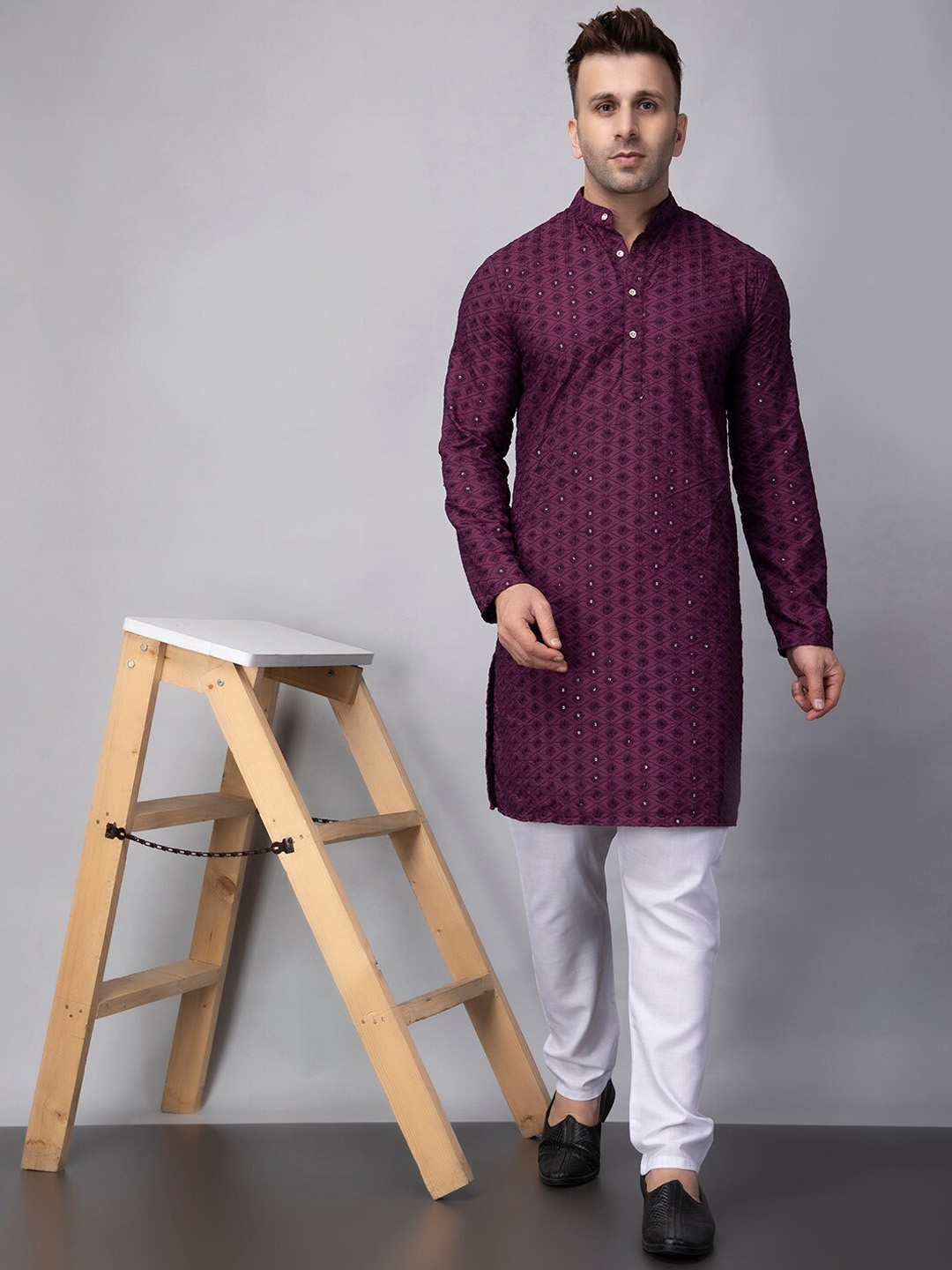 

hangup plus Sequinned Embroidered Straight Kurta with Pyjamas, Purple