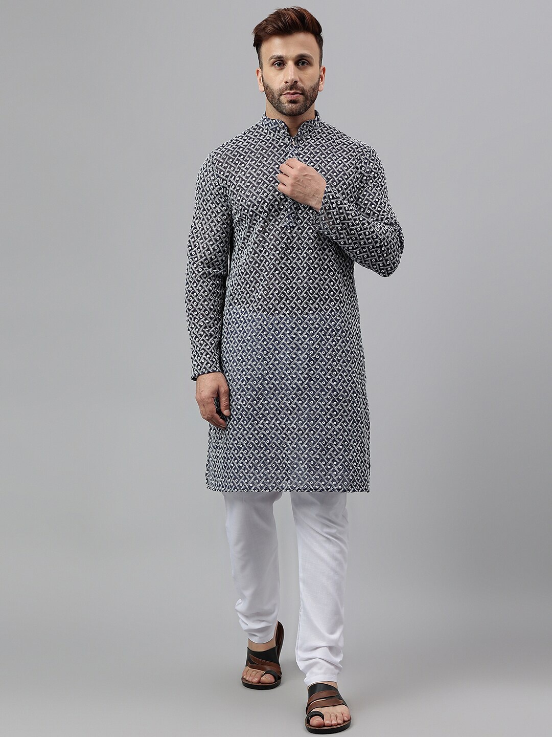 

hangup plus Sequinned Mandarin Collar Regular Kurta with Pyjamas, Blue