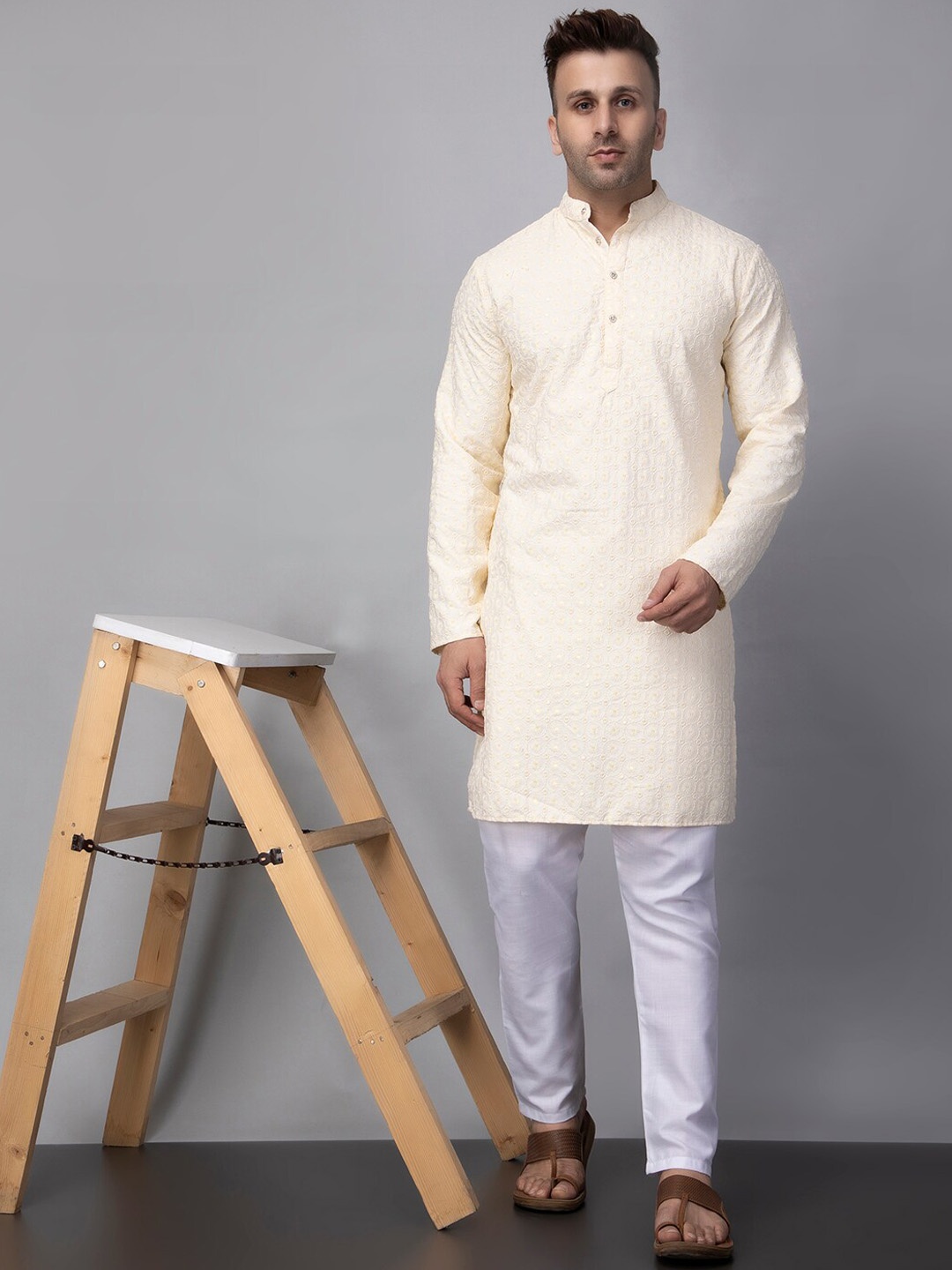 

hangup trend Regular Kurta with Pyjamas, Off white