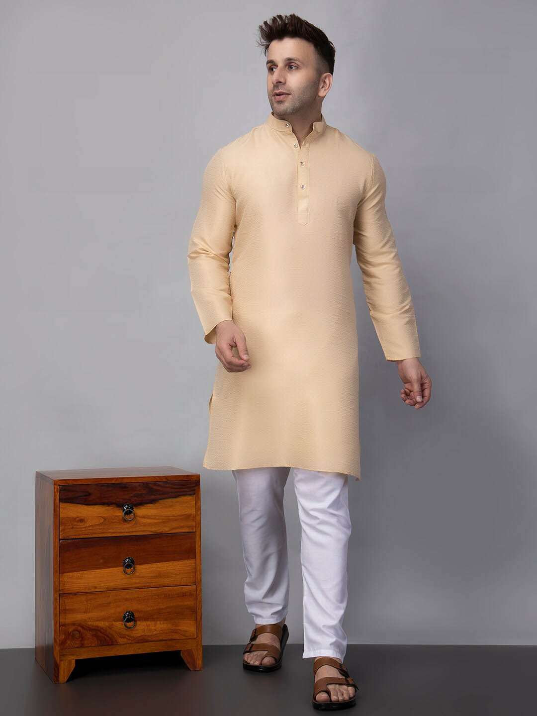 

hangup trend Geometric Woven Design Mandarin Collar Straight Jacquard Kurta With Pyjama, Cream