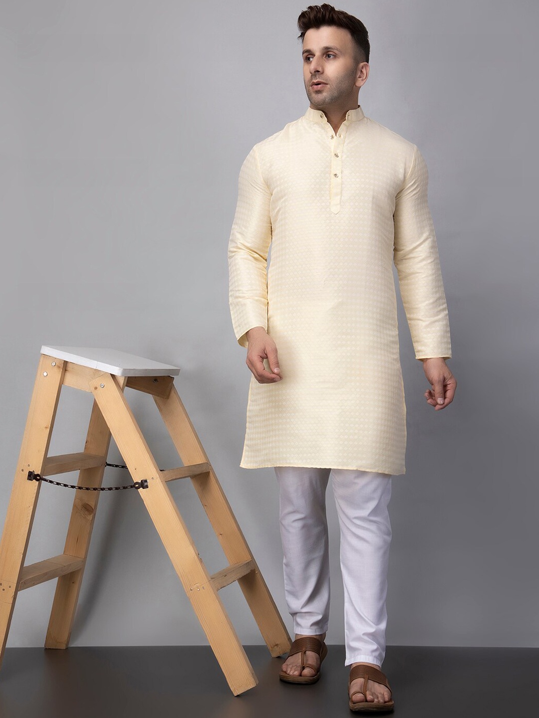 

hangup trend Geometric Woven Design Mandarin Collar Straight Jacquard Kurta With Pyjama, Cream