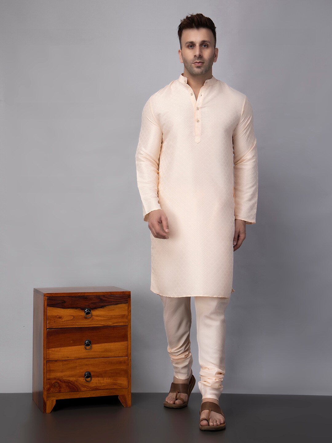 

hangup trend Regular Kurta with Pyjamas, Cream