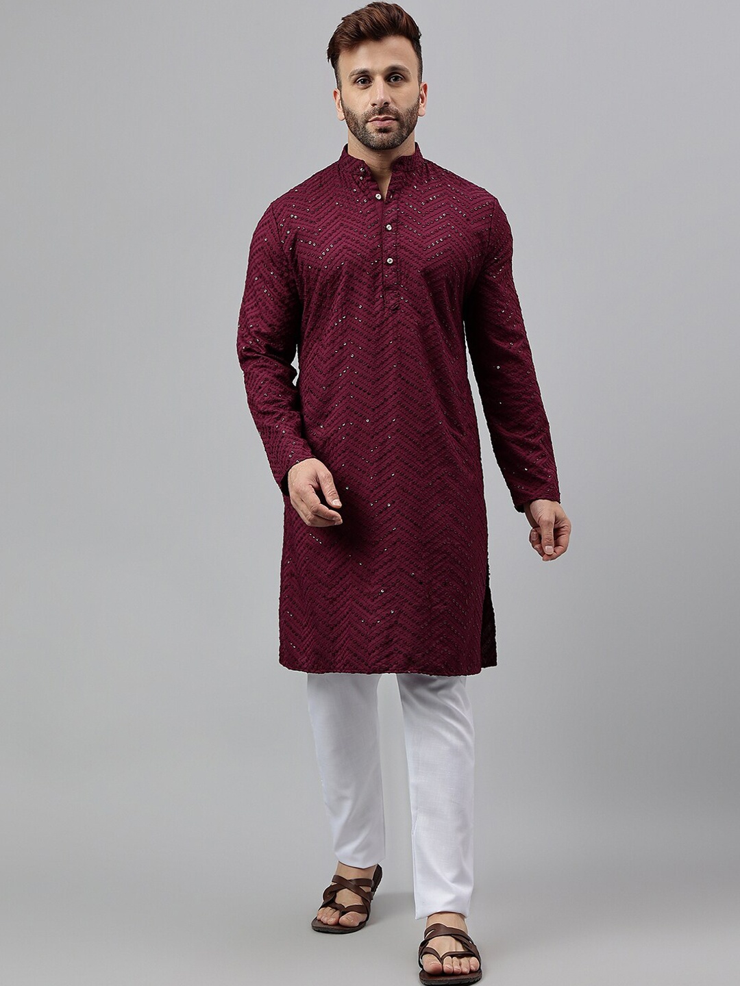 

hangup trend Sequinned Embroidered Mandarin Collar Straight Kurta Wih Salwar, Maroon