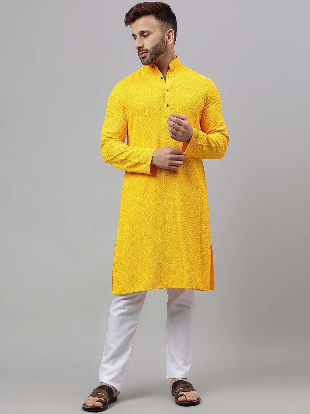 

hangup trend Geometric Embroidered Mandarin Collar Straight Kurta with Pyjamas, Yellow