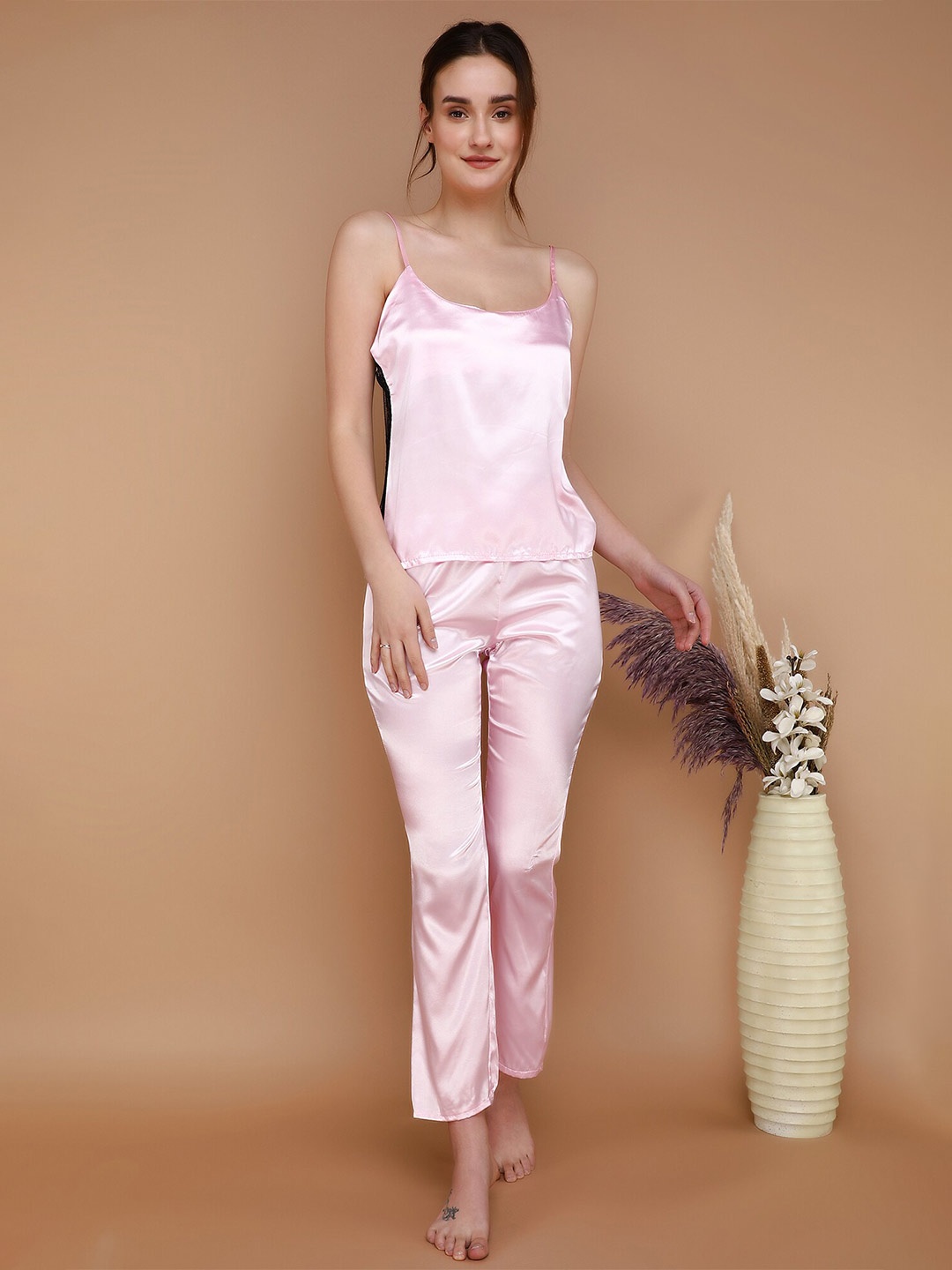 

LULU & SKY Shoulder Straps Night Suit, Pink