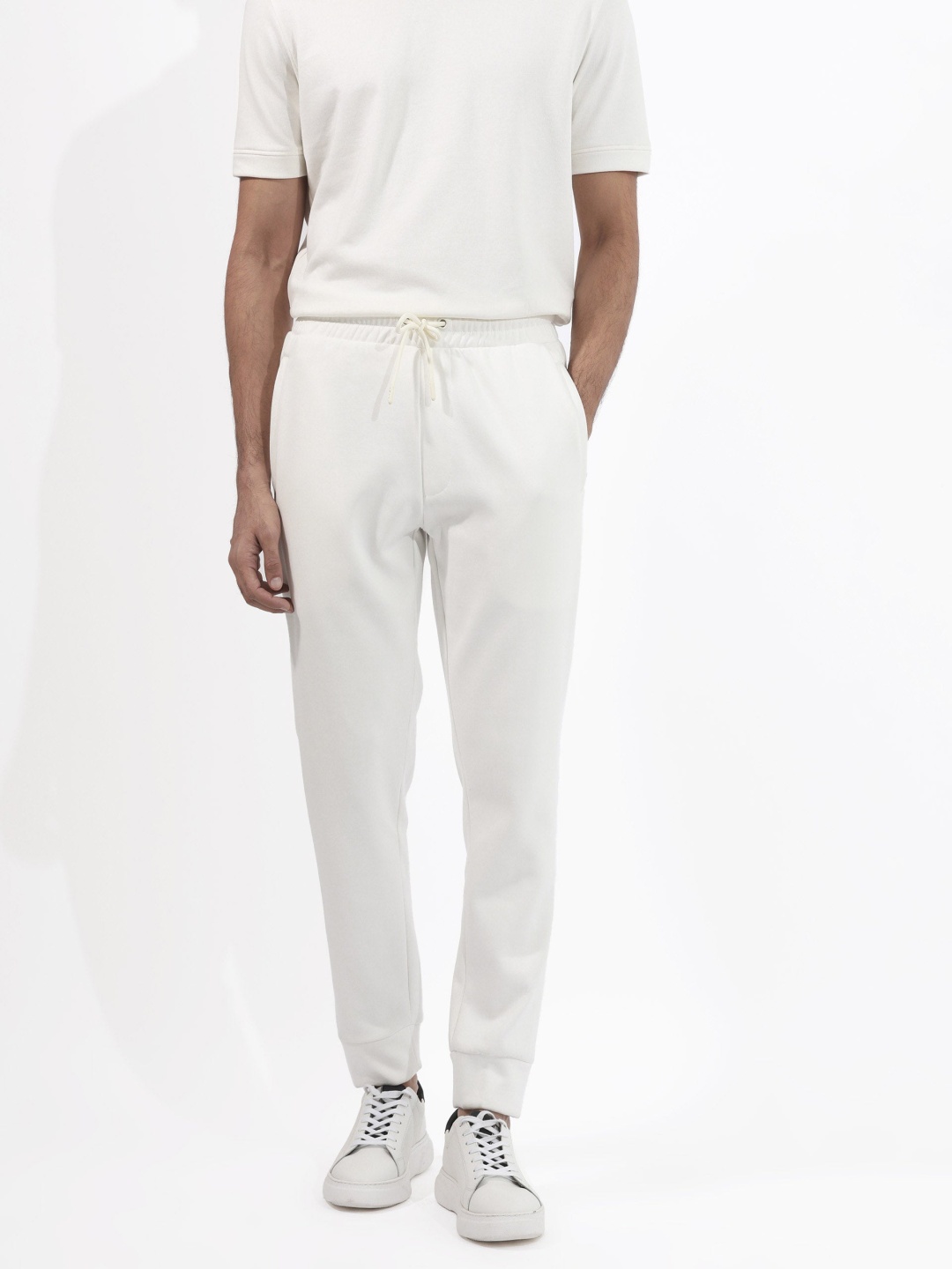 

RARE RABBIT Men Trant Regular Fit Cotton Joggers, Off white
