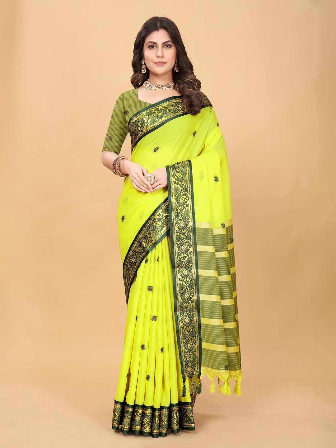 

MOLTIRA Woven Design Zari Pure Cotton Designer Banarasi Saree, Lime green