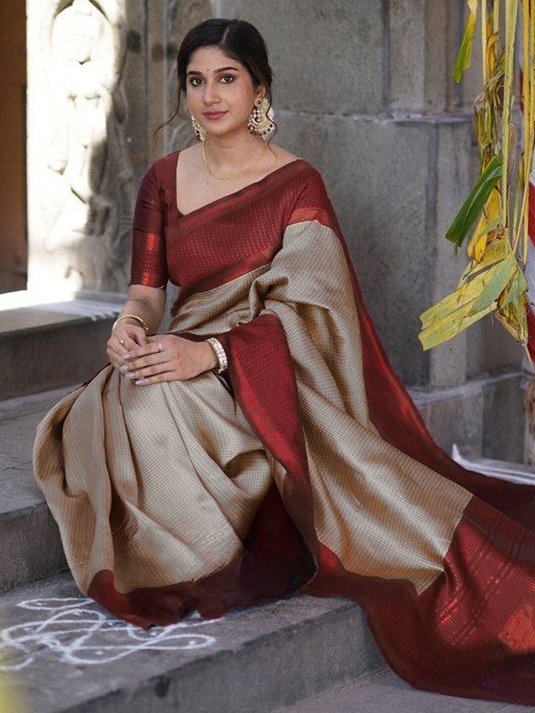 

Mitera Off White & Maroon Checked Zari Saree