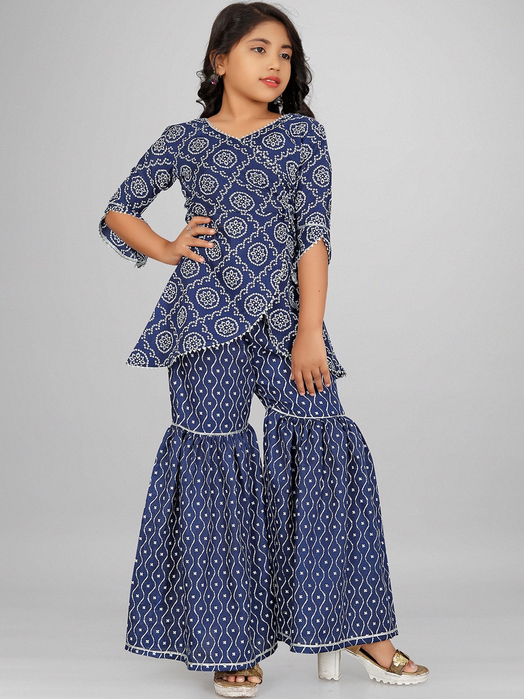 

BAESD Girls Navy Blue Floral Printed Regular Kurta with Sharara & With Dupatta
