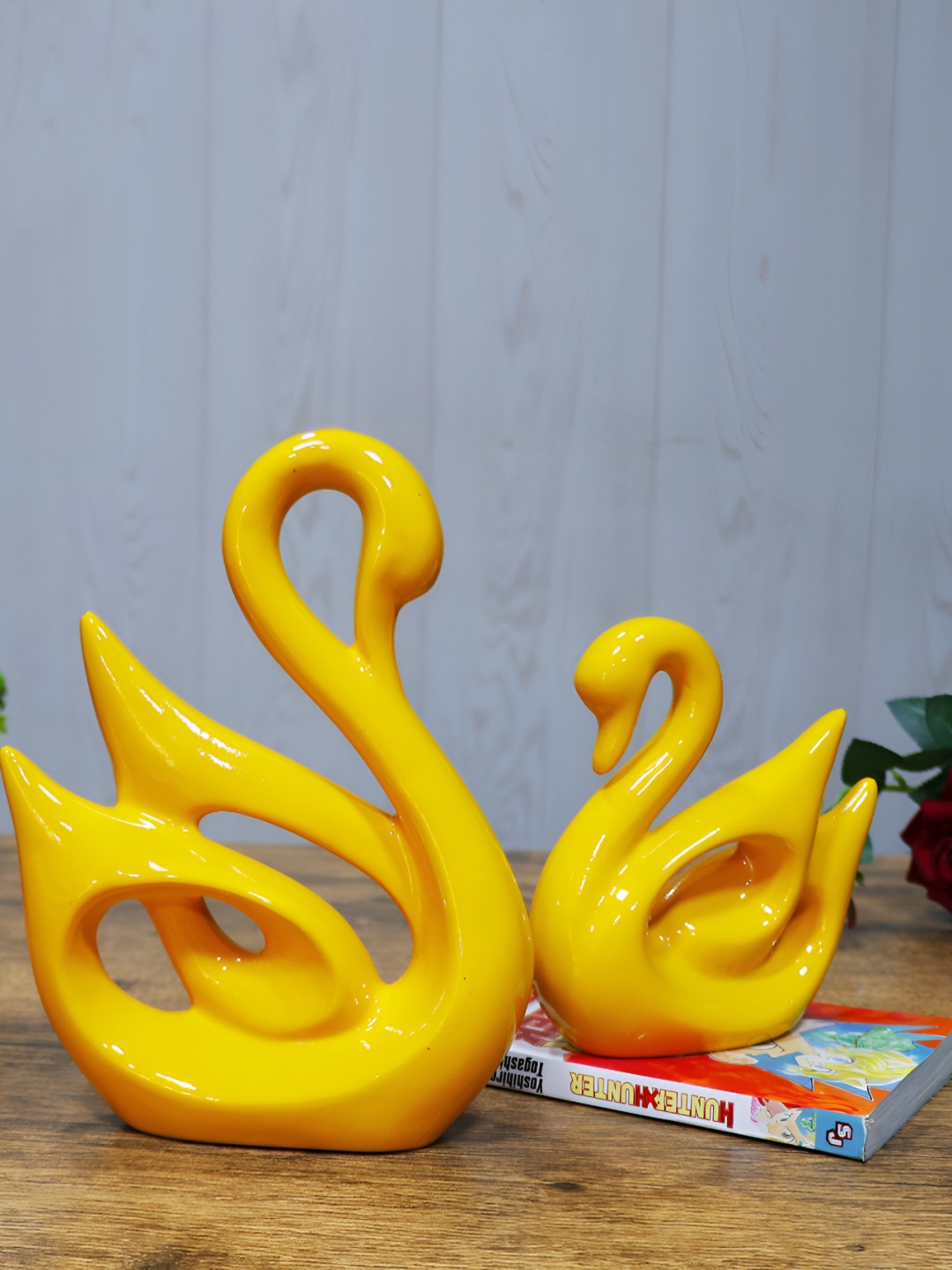 

GW CREATIONS Yellow Swan Couple Statue Figurine Showpiece