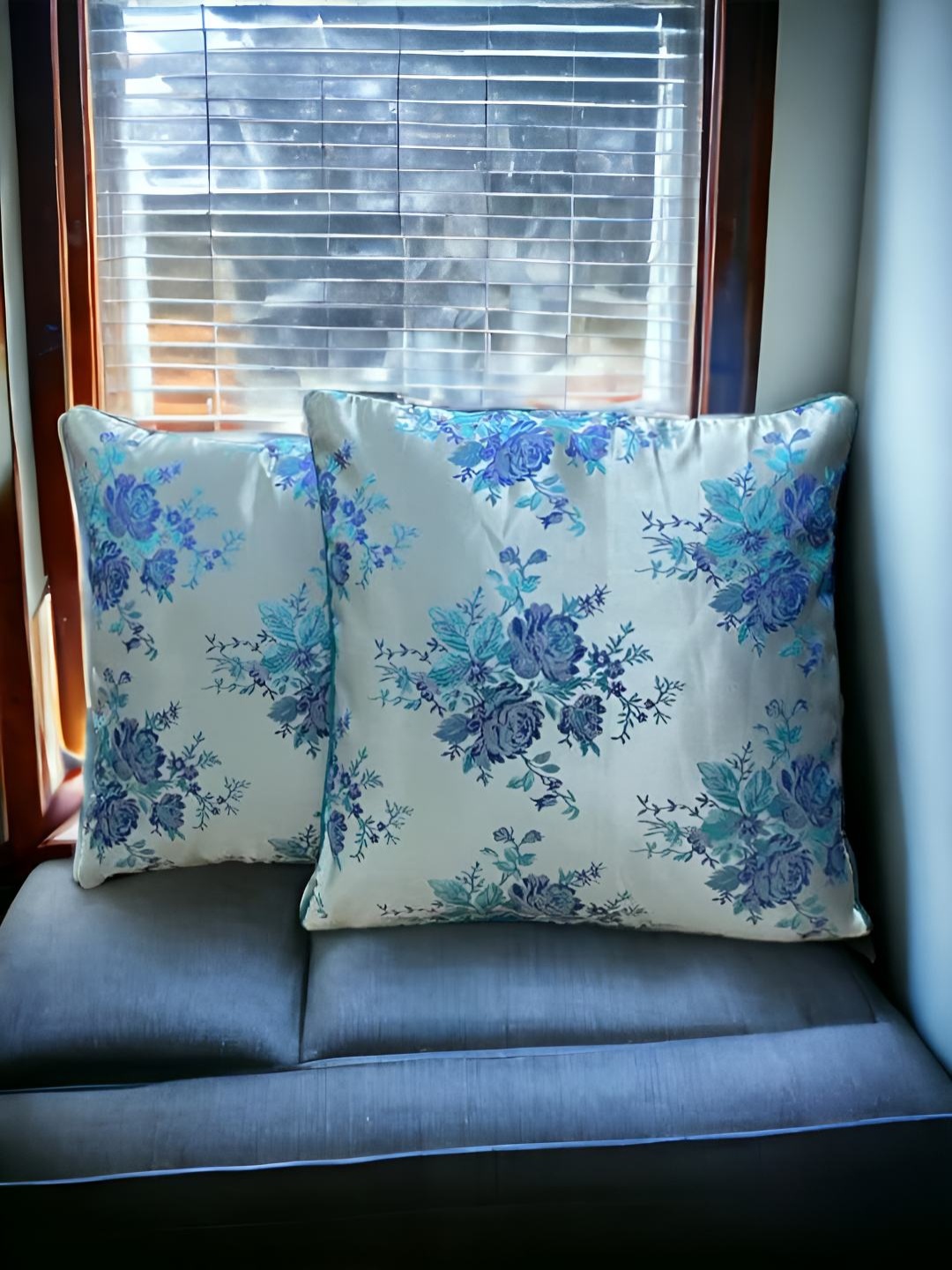 

CASA-NEST Blue & Turquoise Blue 2 Pieces Floral Square Cushion Covers