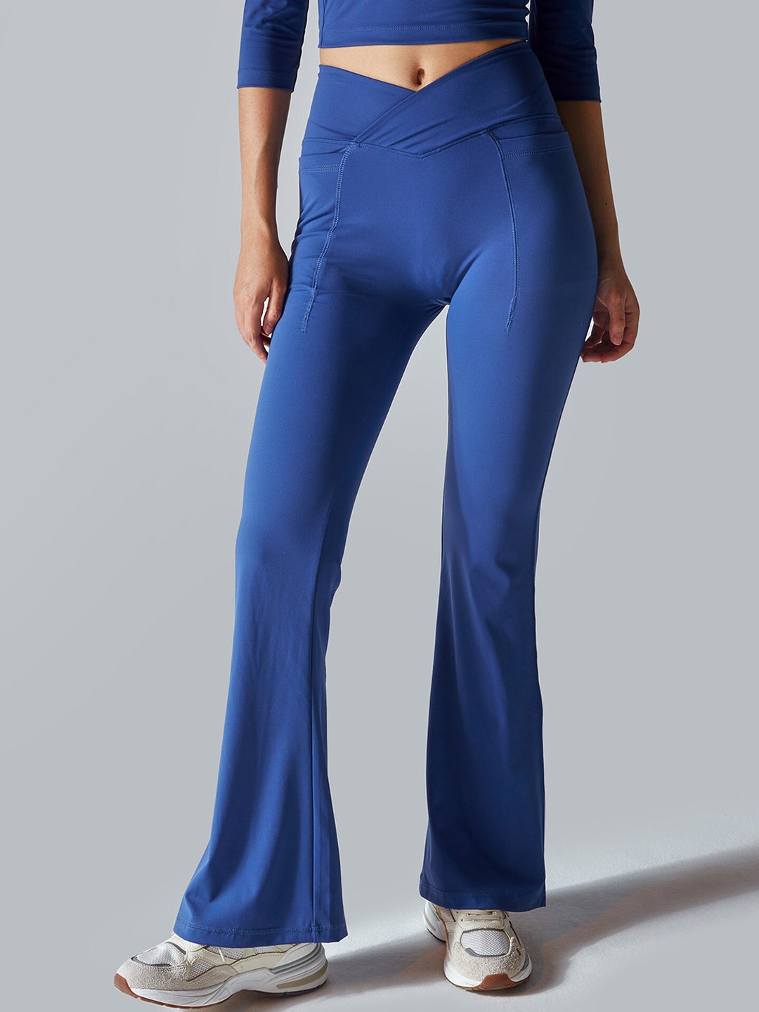 

Cava Aegean Blue Tall Hourglass Leggings