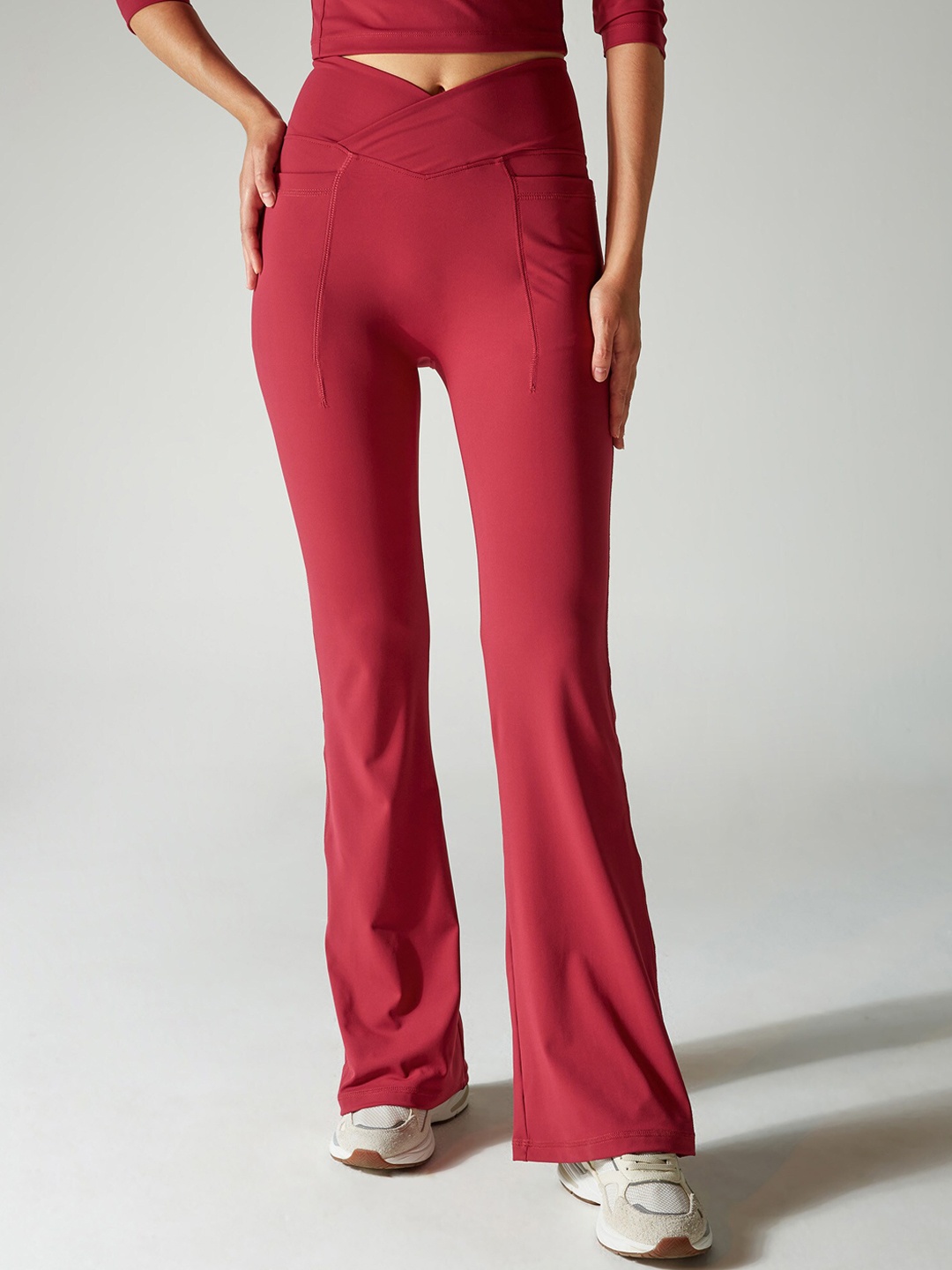 

CAVA High-rise Ankle length Tights, Red